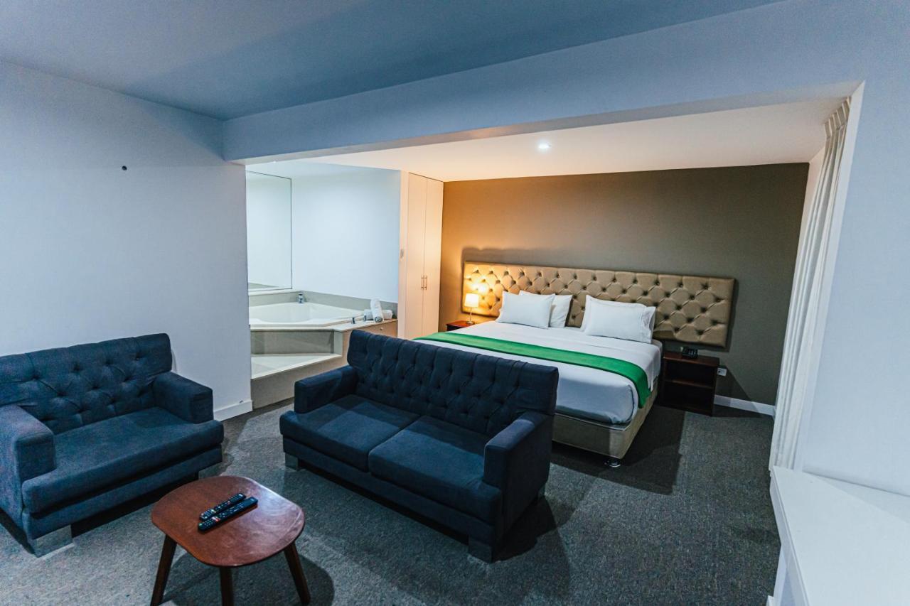 Hotel Hacienda Lima Norte Esterno foto