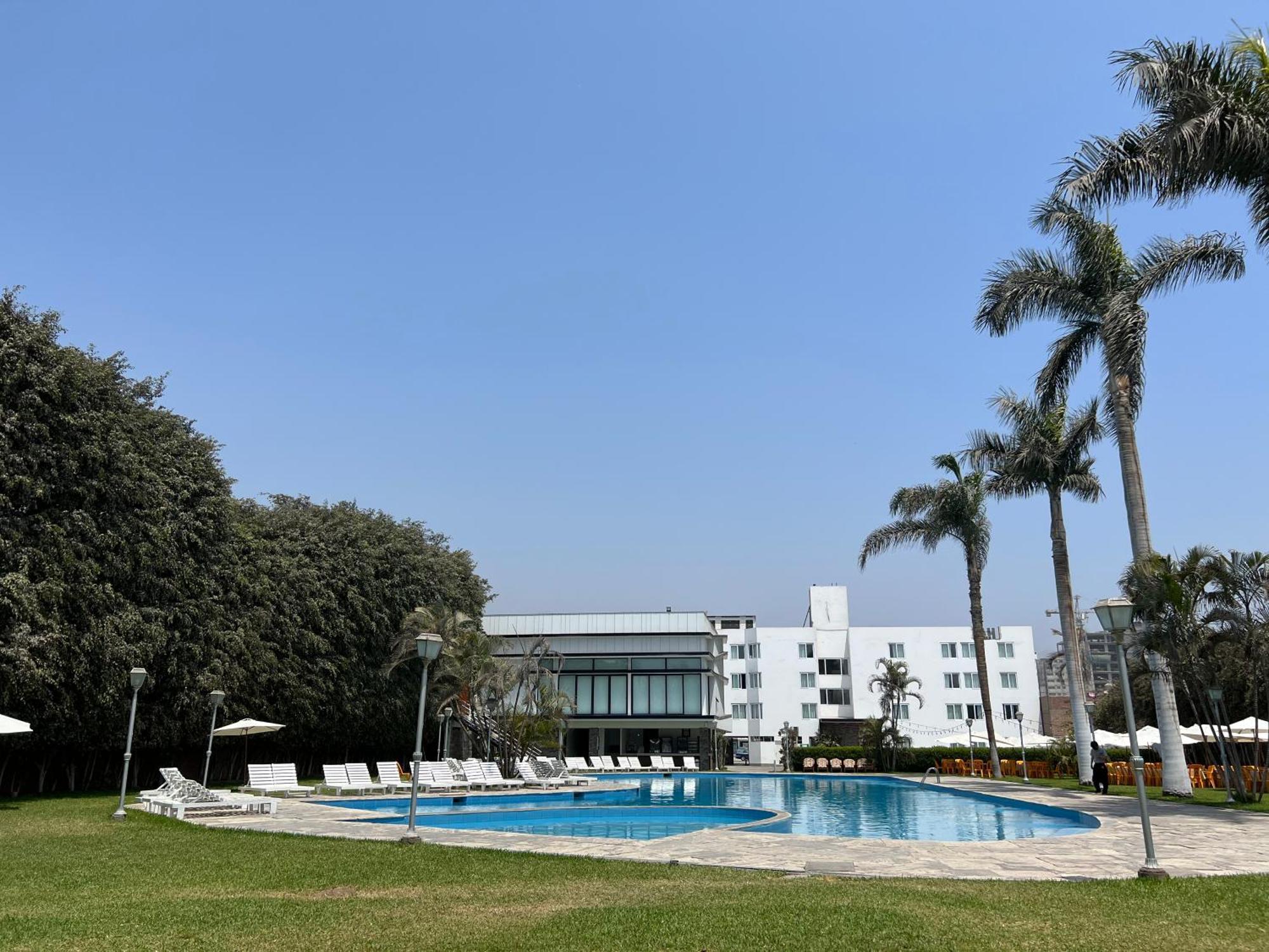 Hotel Hacienda Lima Norte Esterno foto