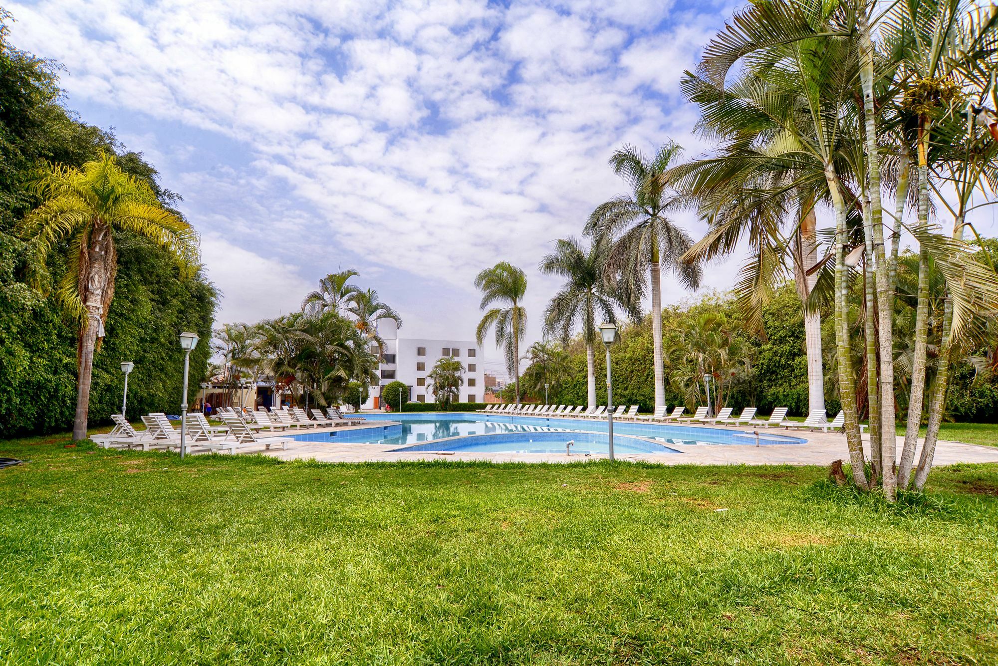 Hotel Hacienda Lima Norte Esterno foto